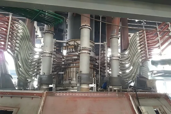 calcium carbide furnace electrode columns and conductive pipe system